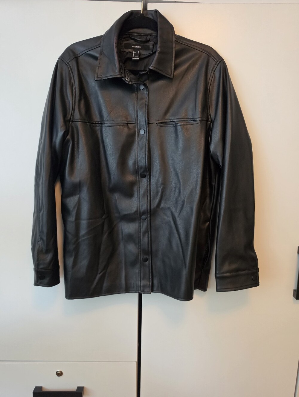 Forever 21 L Black Faux Leather Button-Front Shacket